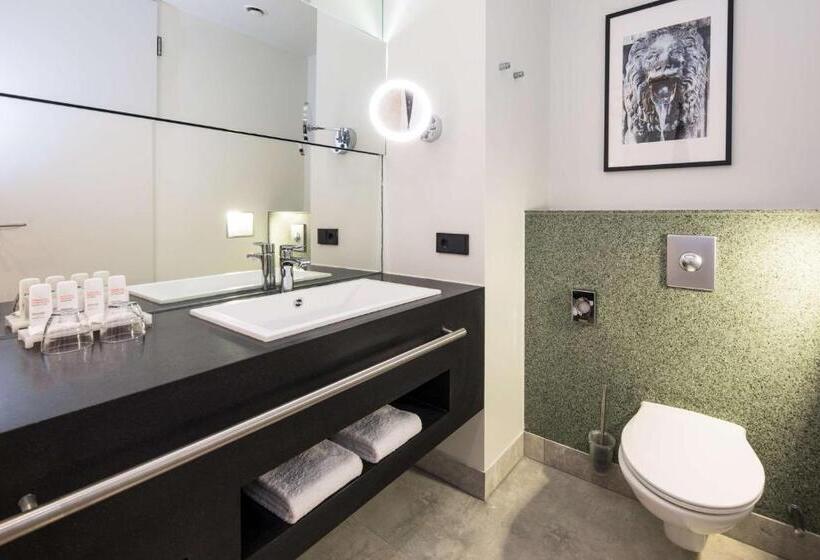 اتاق سوپریور, Radisson Blu Hotel Köln