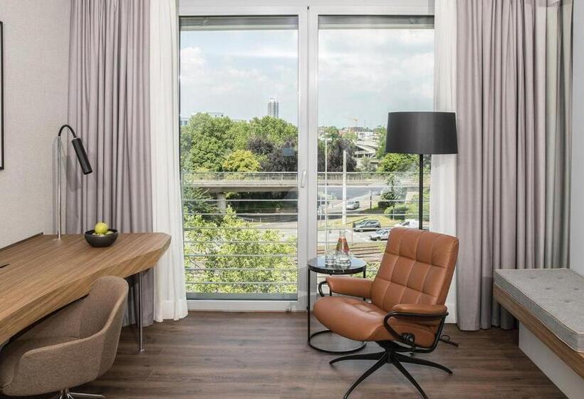 Premium Room City View, Radisson Blu Hotel Köln