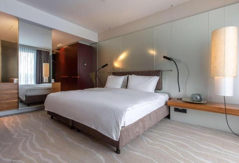 سوئیت پرزیدنت, Radisson Blu Hotel Köln