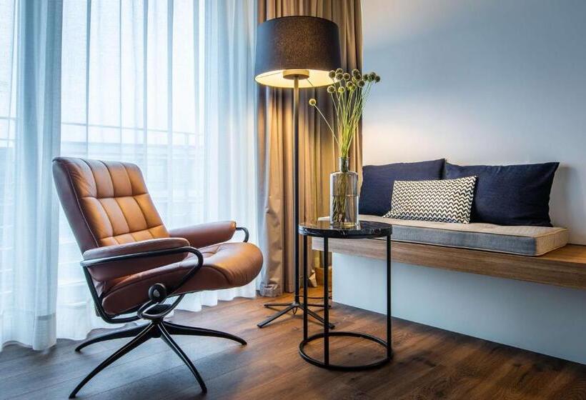 اتاق استاندارد, Radisson Blu Hotel Köln
