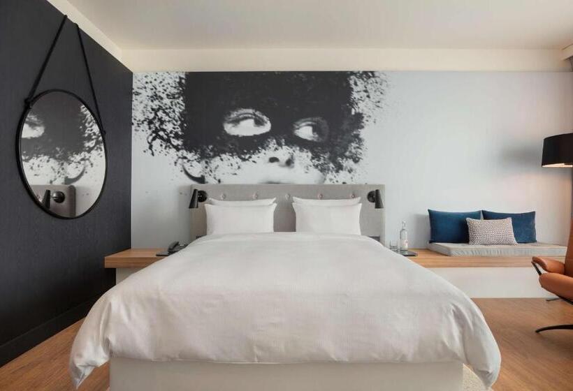 اتاق پریمیوم با بالکن, Radisson Blu Hotel Köln