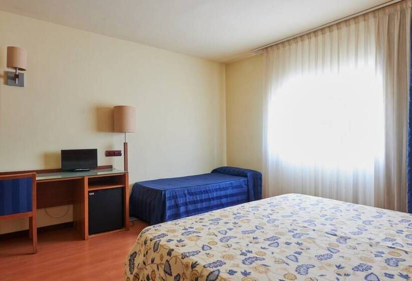 Chambre Triple Standard, Ramblas Vendrell