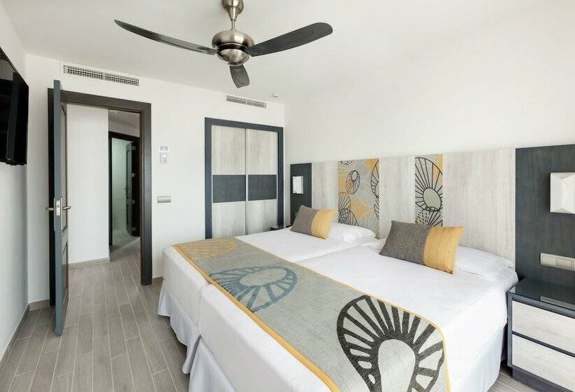 اتاق خانوادگی, Hotel Riu Chiclana - All Inclusive