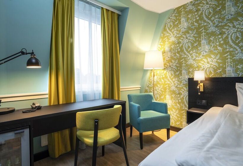 سوییت, Thon Hotel Maritim