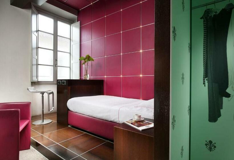 اتاق کلاسیک یک تخته, Unahotels Vittoria Firenze