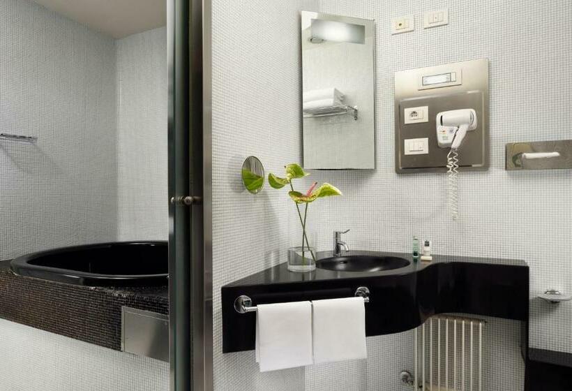 اتاق اجرایی, Unahotels Vittoria Firenze