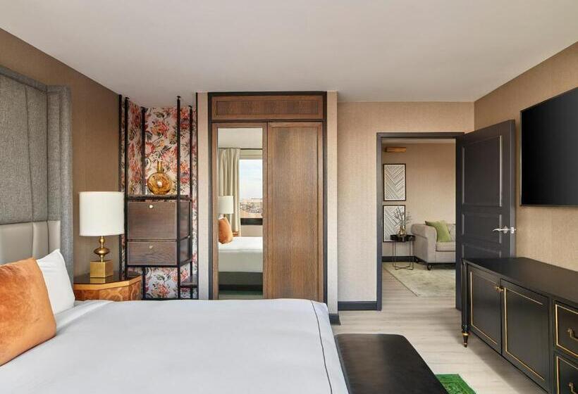 Suite Adapted for people with reduced mobility, Viceroy Washington Dc