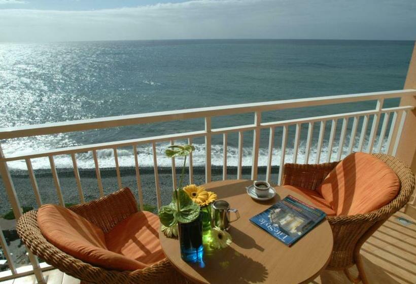 اتاق کلاسیک با چشم‌انداز دریا, Pestana Ocean Bay Resort