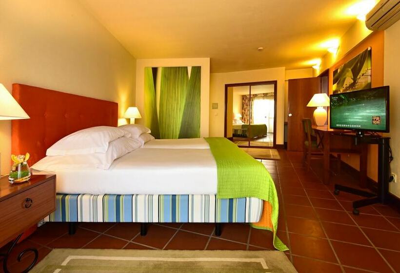 سوییت, Pestana Ocean Bay Resort