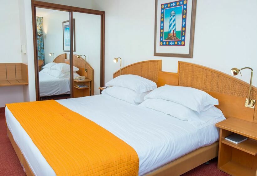 استودیوی کلاسیک, Pestana Ocean Bay Resort