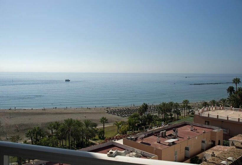 1 Bedroom Apartment with Terrace Sea View, Tamarindos