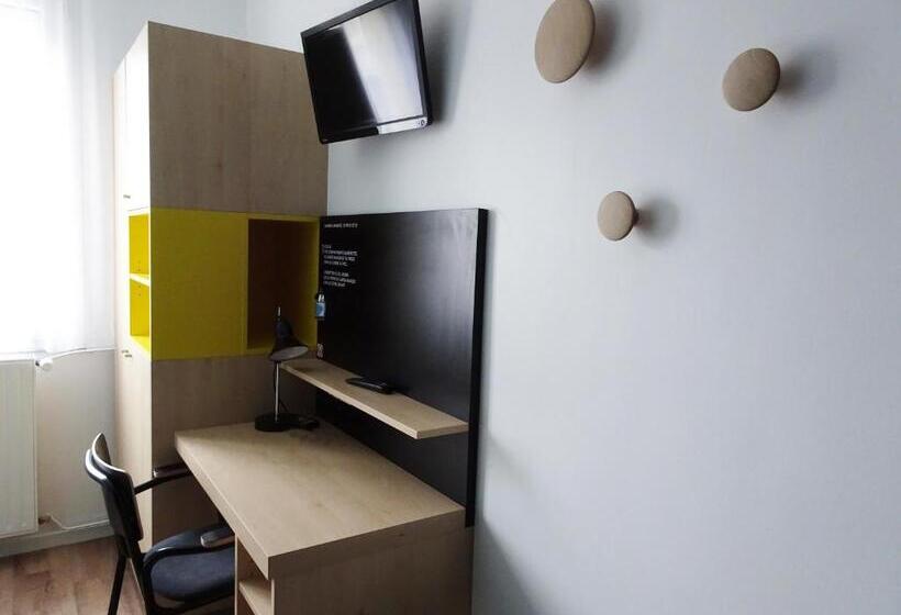 اتاق استاندارد یک نفره, Residence Little Sevigne