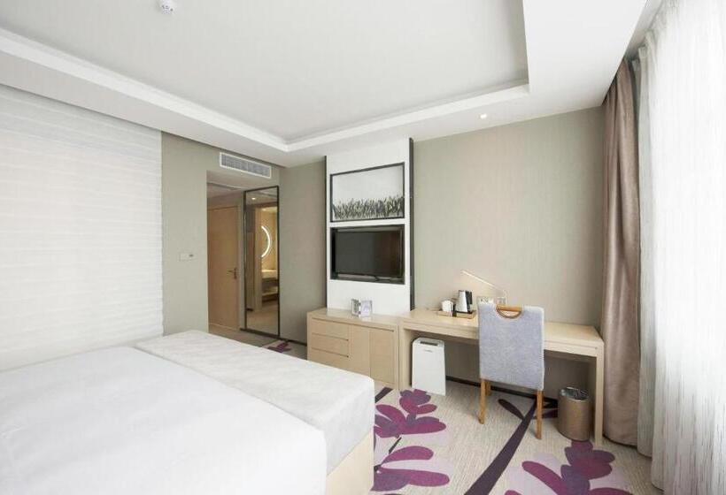 سوییت لوکس, Lavande Hotel Zhongshan Shaxi