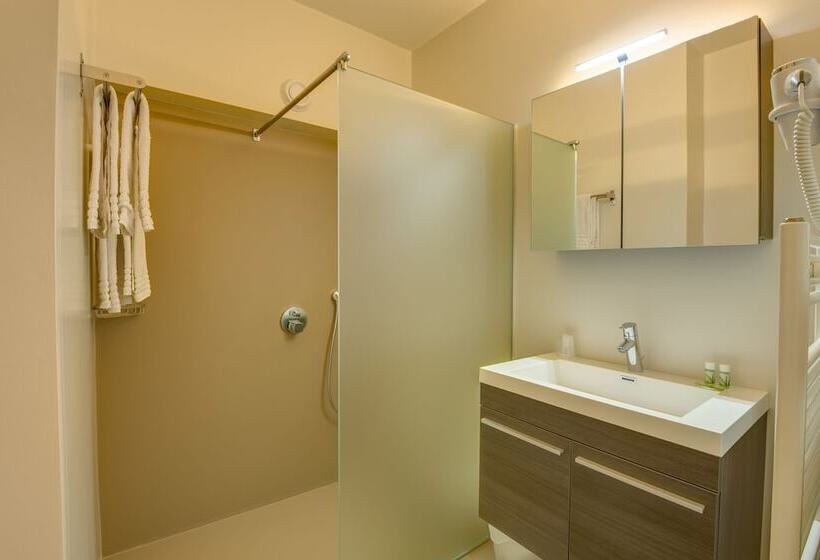 1 Bedroom Penthouse Apartment, Arass Hôtel & Business Flats