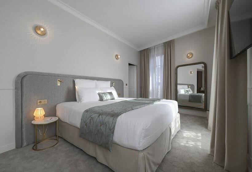 سوییت جونیور, Grand Hôtel Du Parc   Teritoria