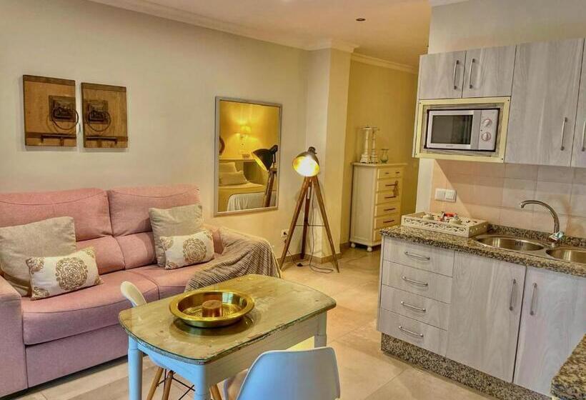 جناح مطلّ علي الحديقة, Hostal Boutique Plaza Cantarero