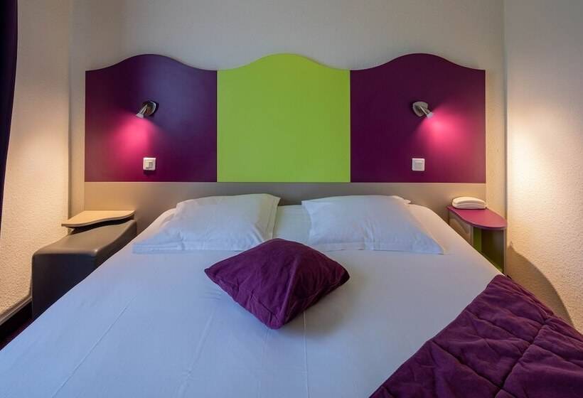اتاق استاندارد سه نفره, Logis Hotel Noemys Pont De L Etoile