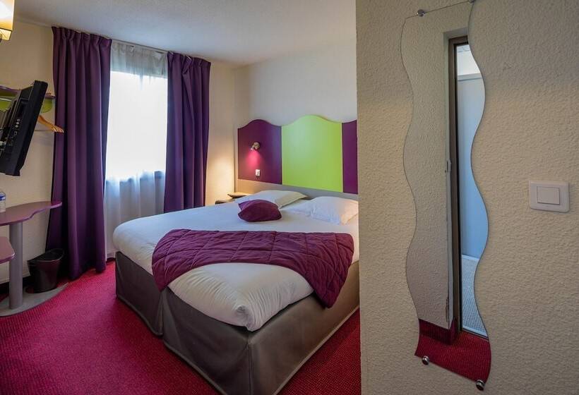 اتاق استاندارد سه نفره, Logis Hotel Noemys Pont De L Etoile