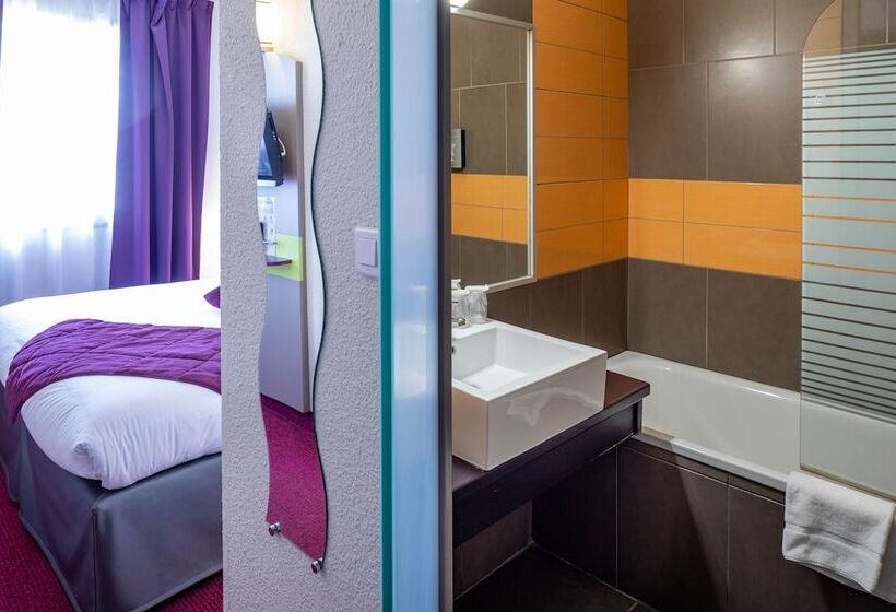 اتاق خانوادگی, Logis Hotel Noemys Pont De L Etoile