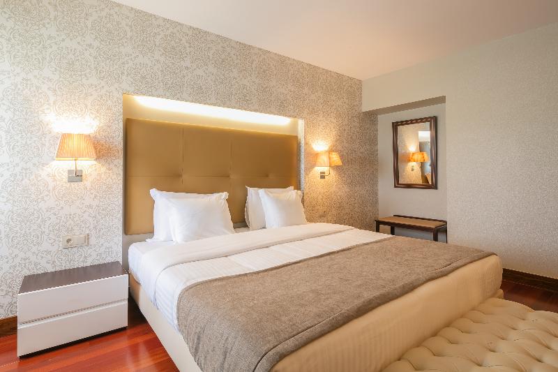 سوییت جونیور, Forte De São Francisco Hotel Chaves