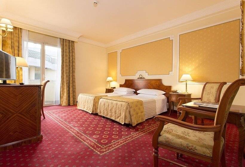 اتاق استاندارد سه نفره, Grand Hotel Vanvitelli
