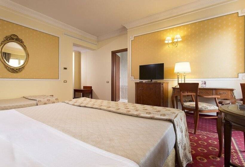 اتاق استاندارد سه نفره, Grand Hotel Vanvitelli