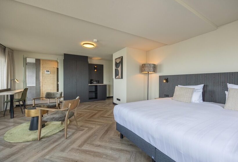 سوییت, Leonardo Hotel Ijmuiden Seaport Beach