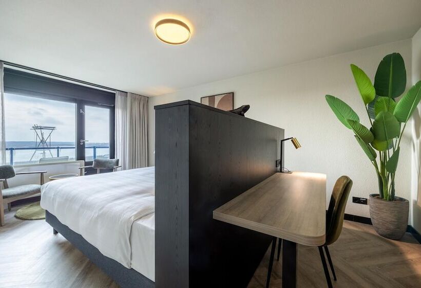 Deluxe Room, Leonardo  Ijmuiden Seaport Beach