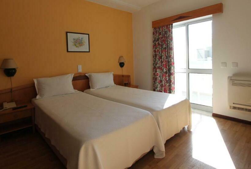 اتاق استاندارد اینتریور, Luar