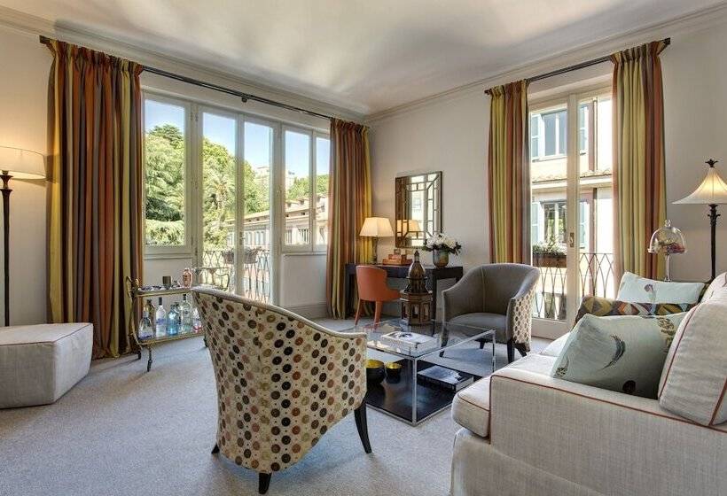 Suite with Terrace, Rocco Forte Hotel De Russie