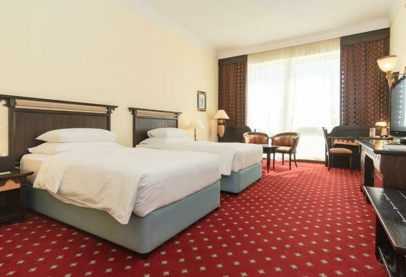 اتاق لوکس, Millennium Airport Hotel Dubai
