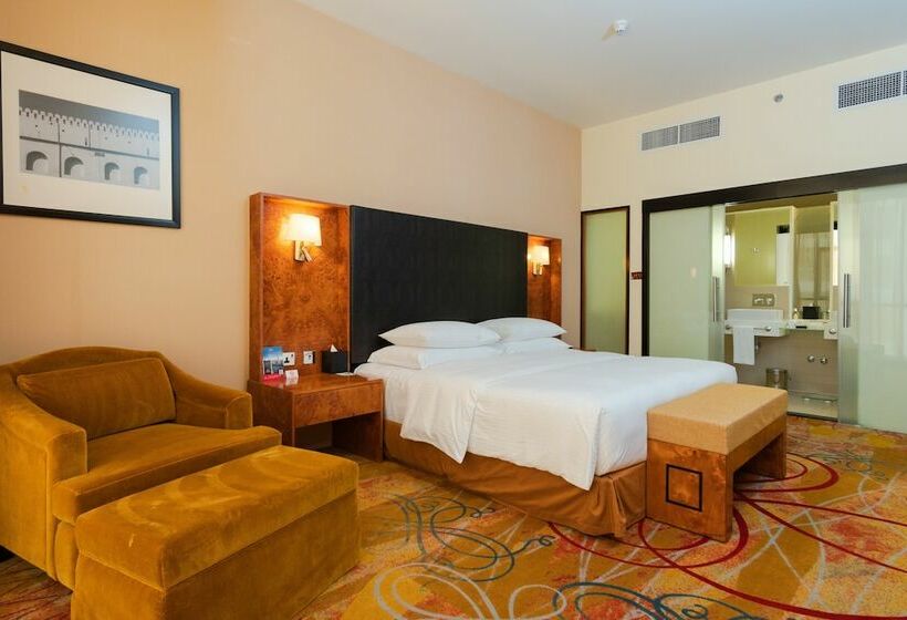 اتاق لوکس با تخت بزرگ, Millennium Airport Hotel Dubai