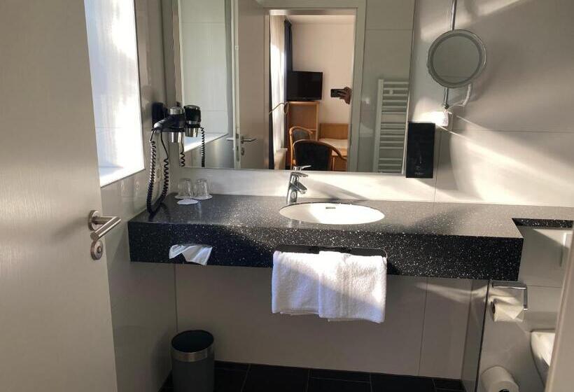 اتاق استاندارد سه نفره, Mirage City Hotel Stuttgart Zentrum