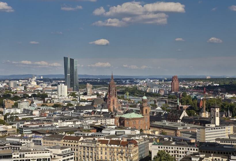 Standard Room, Innside By Meliá Frankfurt Eurotheum