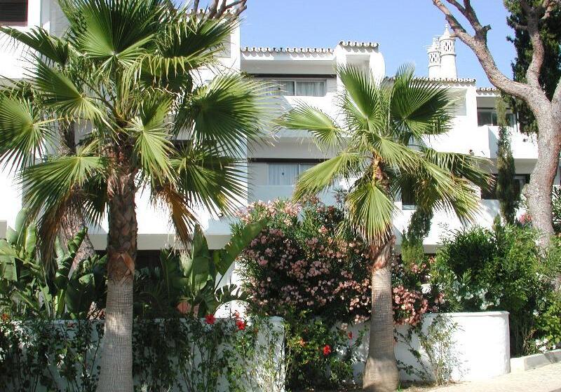 ویلای 2 خوابه, Vale Do Garrao Villas