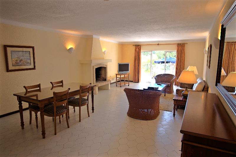 ویلای 2 خوابه, Vale Do Garrao Villas