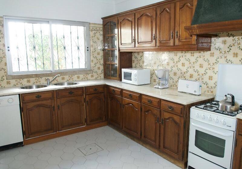 ویلای 3 خوابه, Vale Do Garrao Villas
