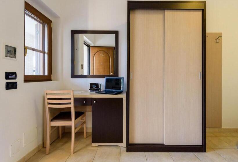 اتاق سوپریور, Albergo Il Giardino