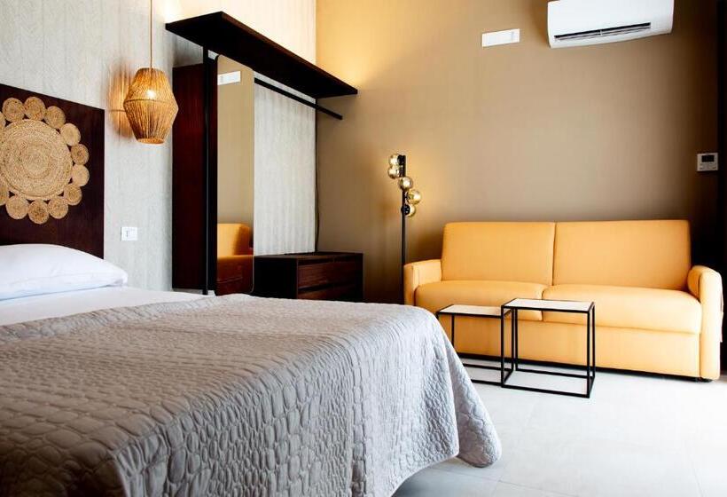 سوئیت جونیور با تراس, Albergo Il Giardino