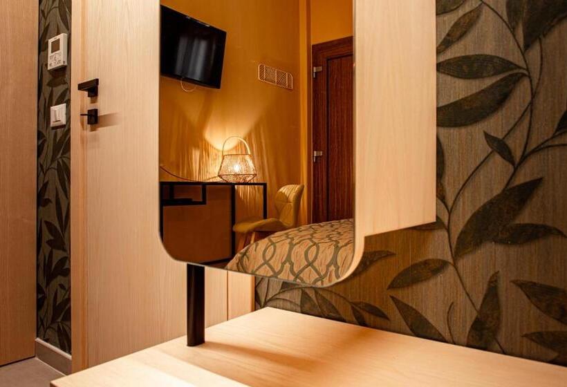 اتاق لوکس, Albergo Il Giardino