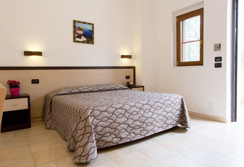 اتاق سوپریور, Albergo Il Giardino