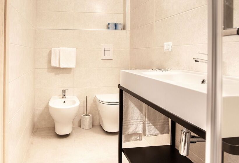 اتاق لوکس, Albergo Il Giardino