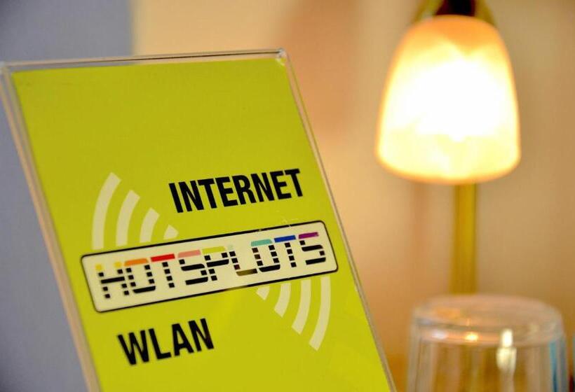 اتاق اکونومی یک تخته, Alt Connewitz