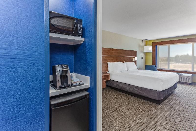 اتاق استاندارد با تخت بزرگ, Holiday Inn Express & Suites Elk Grove West I5