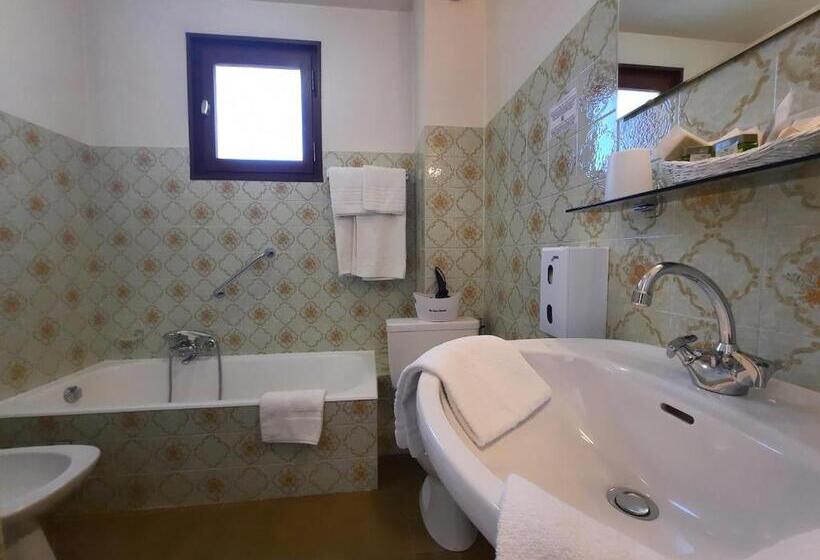 اتاق استاندارد, Hôtel Les Triolets