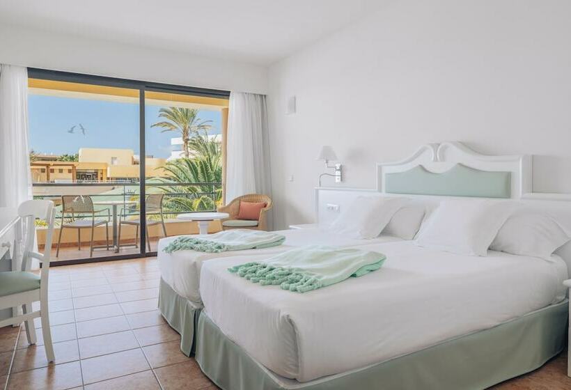Номер Стандарт Боковой Вид на Море, Iberostar Waves Playa Gaviotas - All Inclusive