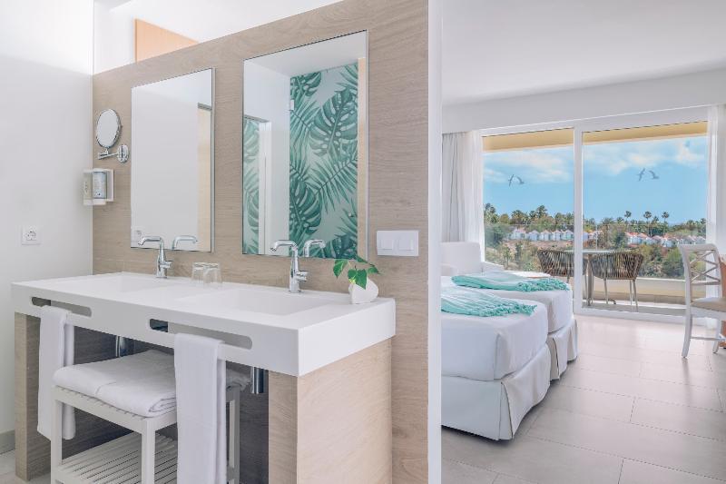 Номер Стандарт Вид на Море, Iberostar Waves Playa Gaviotas - All Inclusive