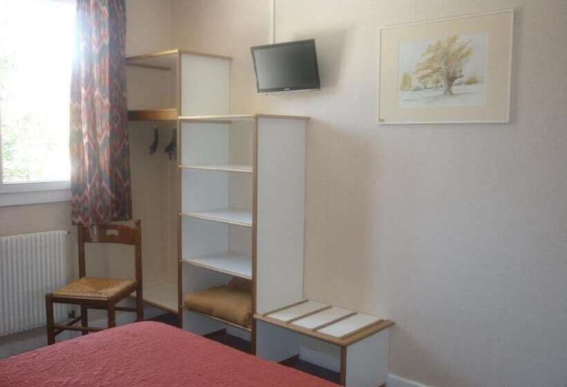 اتاق استاندارد, Logis Hotel Le Relais Du Serre