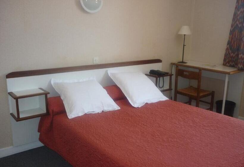 اتاق استاندارد, Logis Hotel Le Relais Du Serre