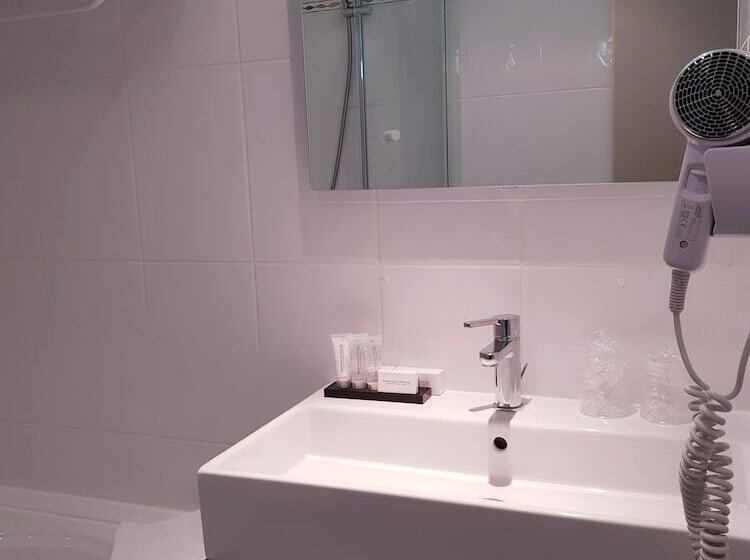 اتاق استاندارد, Logis Hôtel Les Tuileries
